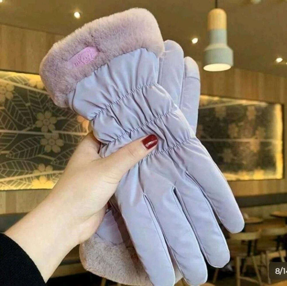 N/A elegant cozy